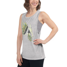 Load image into Gallery viewer, Garden Lyra Women's Muscle Tank